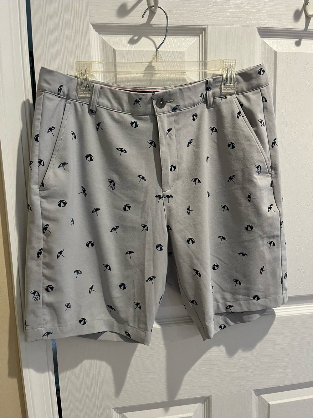 Men's Light Gray Arnold Palmer golf shorts